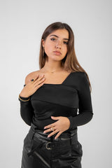 Elle Top Black - OUTOFDELULU